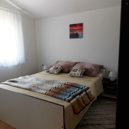 Apartment Vir Εξωτερικό φωτογραφία