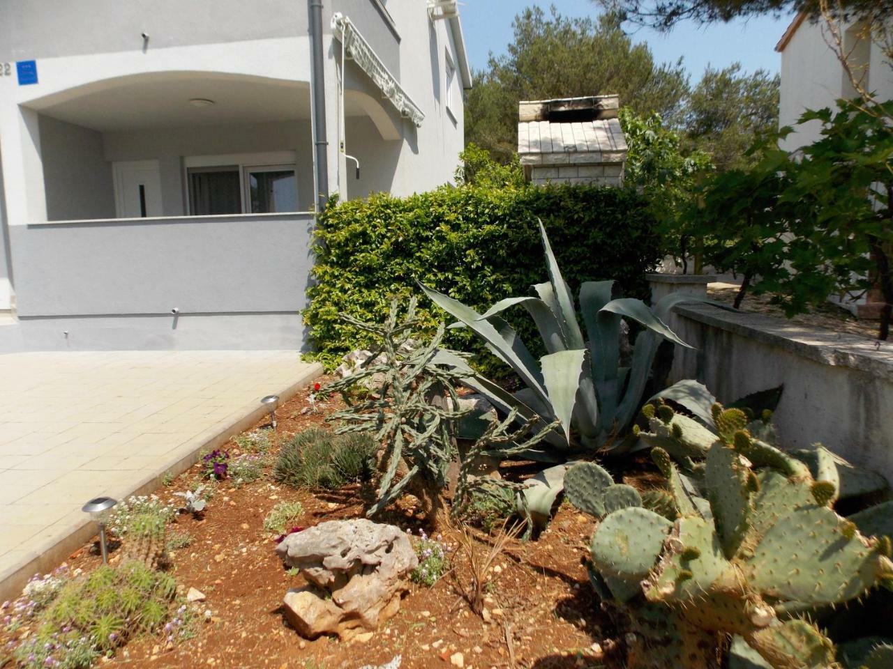 Apartment Vir Εξωτερικό φωτογραφία